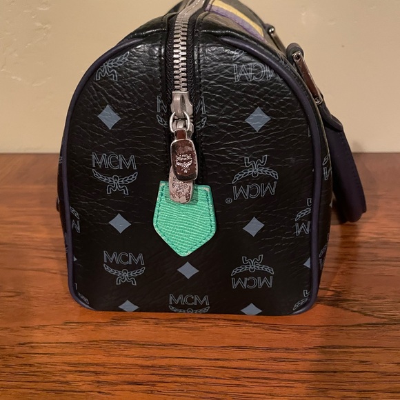 🔥 MCM Authentic Limited Edition Handbag - Picture 3 of 8